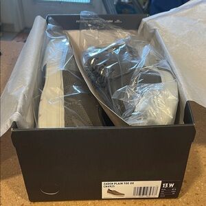 Rockport Zaden Plain Toe Oxford - Gray and White